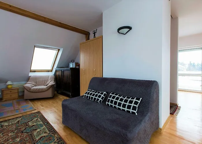 Plac Sloneczny * Sokolec